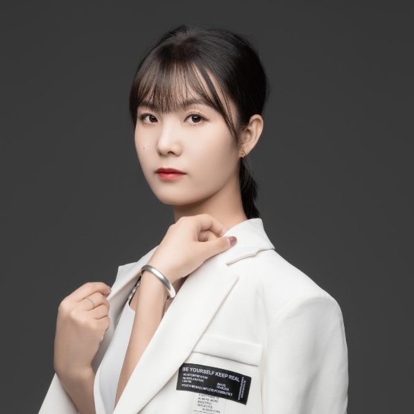 李美娟-会计经理